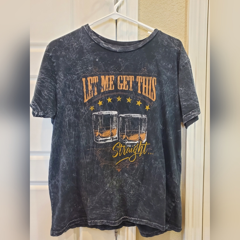 The Buckle Tee‎